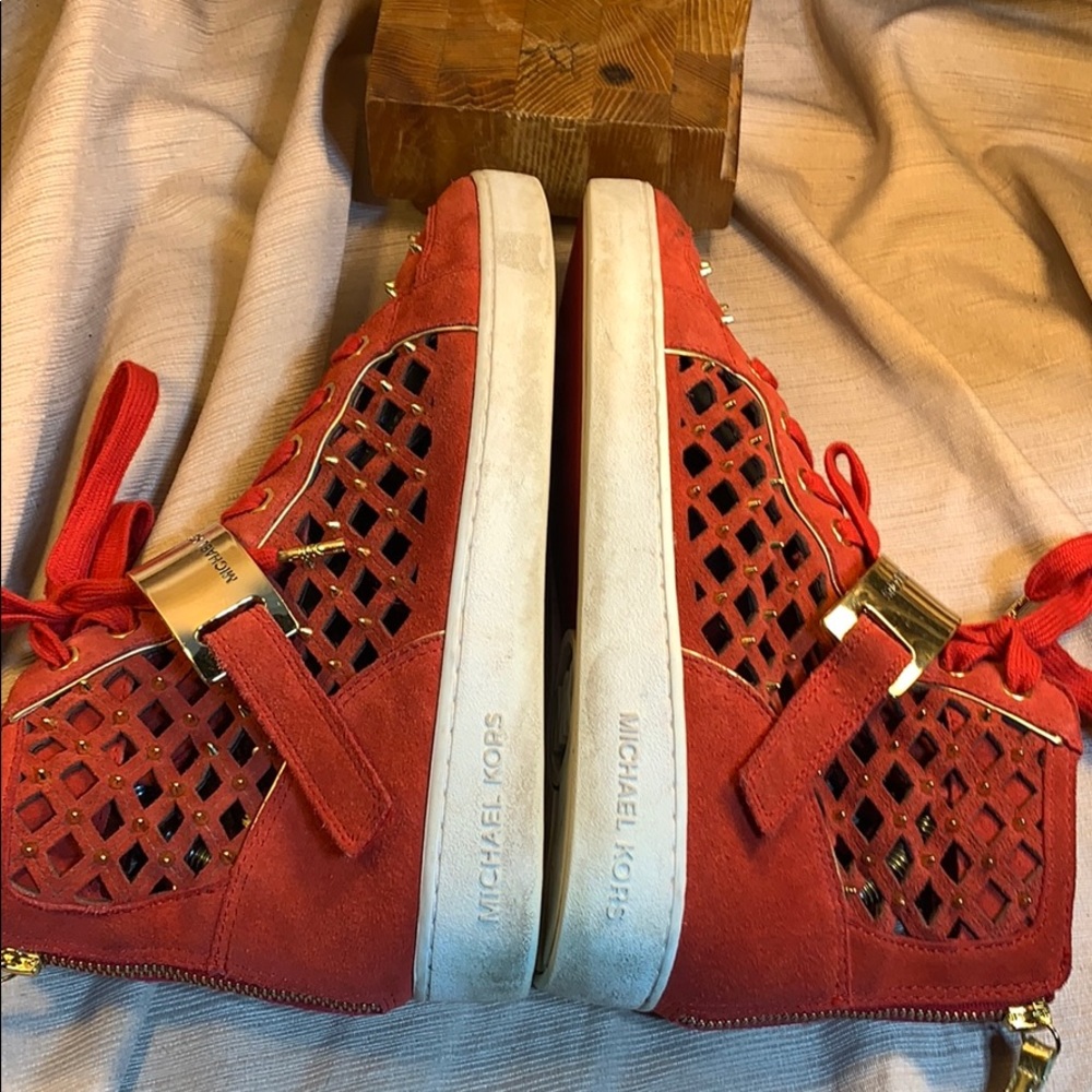 Michael Kors leather high studded sneakers w/zippr - Picture 9 of 16
